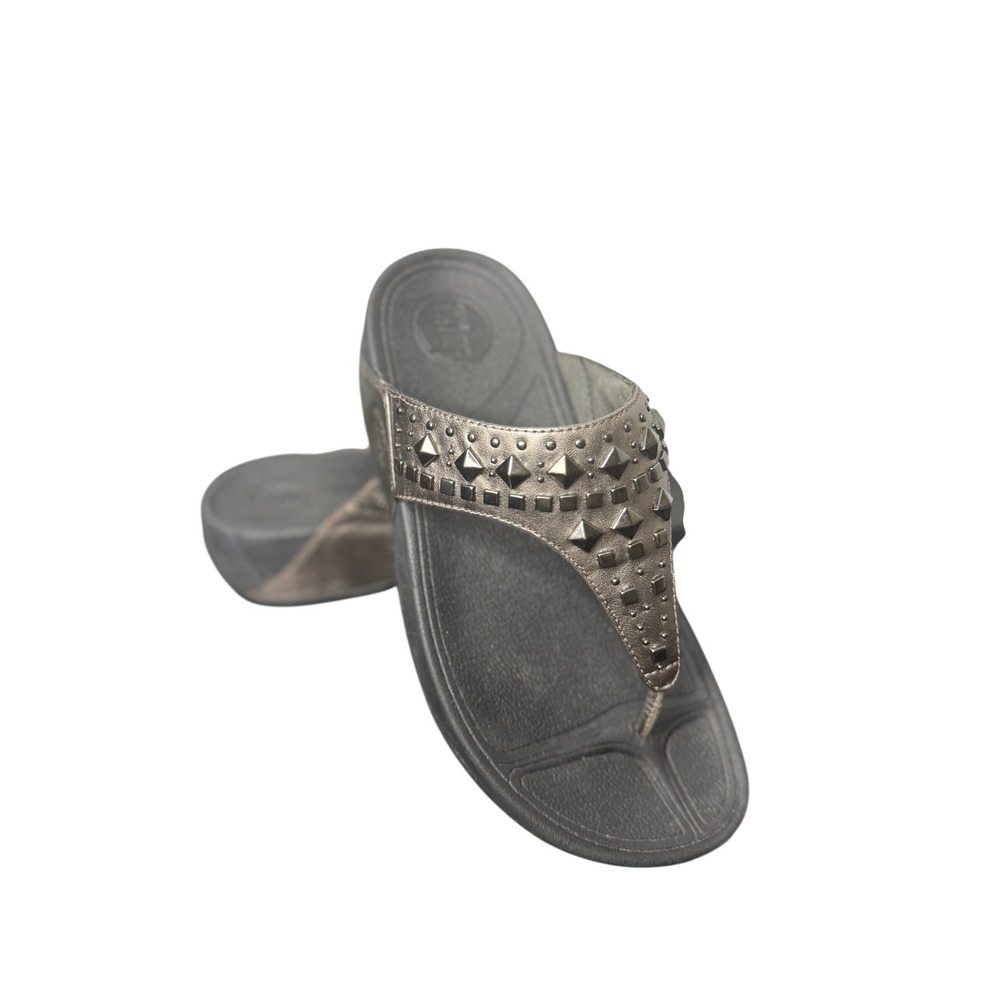FitFlop Studded Leather Thong Sandals Womens 5 Bronze Microwobbleboard 474-054